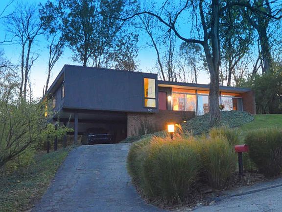 2nd image of 665 Berkshire Ln