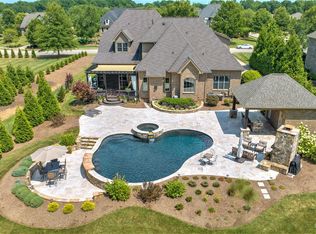 6003 Caliterra Dr, Matthews, NC 28104