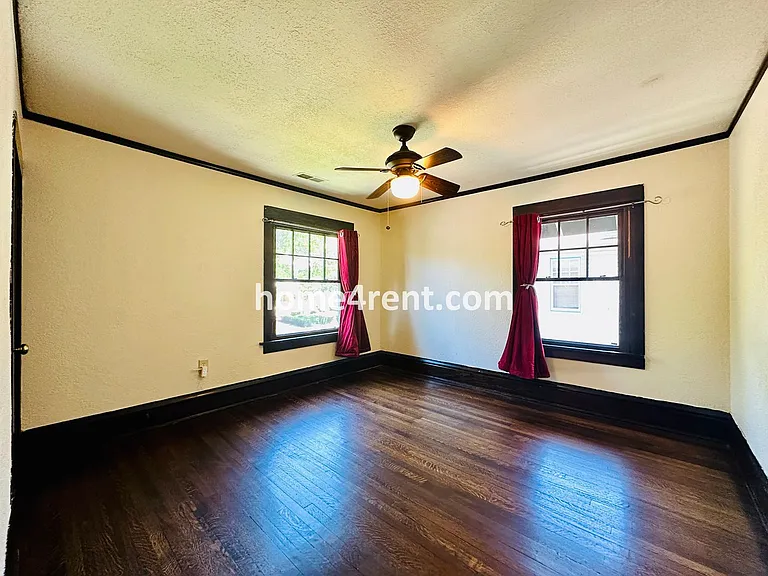 641 W 39th Ter — Photo 41