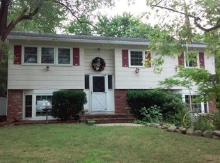 837 Harvey Rd, Toms River, NJ 08753