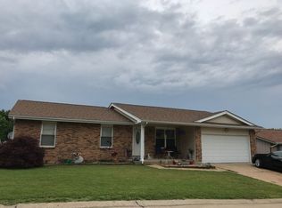 2165 Treasure Island Dr, Imperial, MO 63052