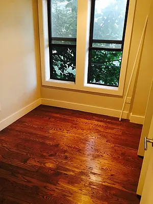 Rented by Nooklyn NYC LLC | media 31