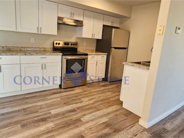 1445 N Stephanie Ln APT 101