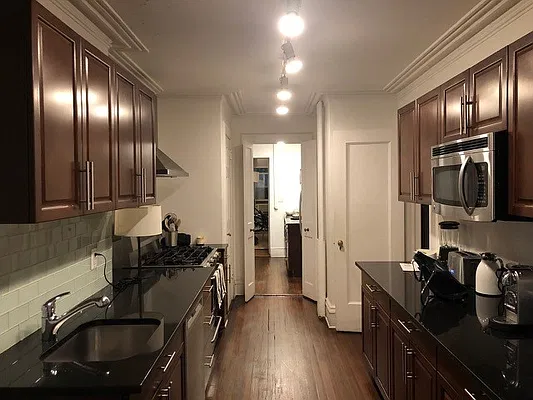 Rented by Cohen Smith Chang LLC | media 4