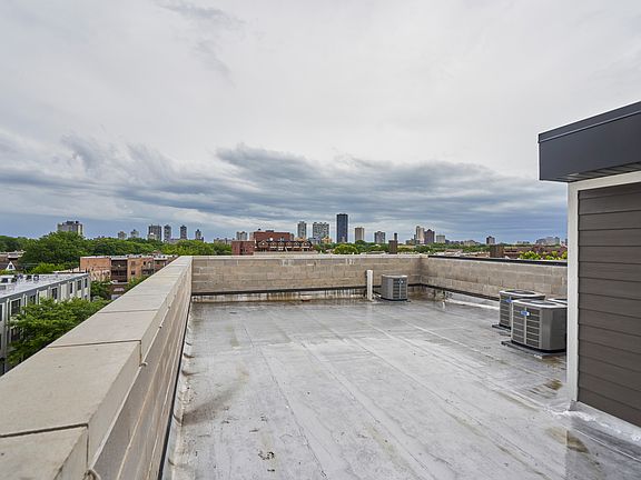 5th image of 5652 N Ashland Ave