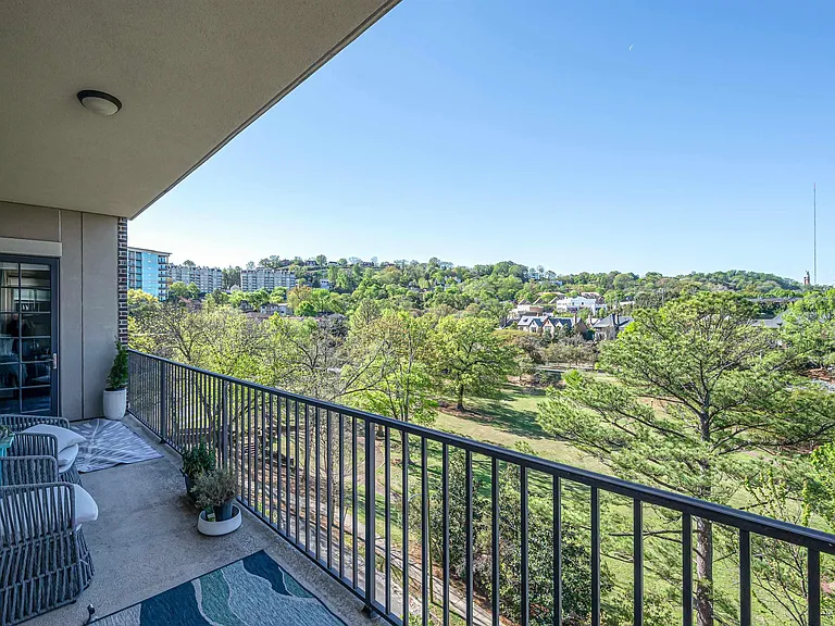 2600 Highland Ave S #502 — Photo 28
