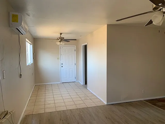 2310 Glenwood Dr — Photo 3