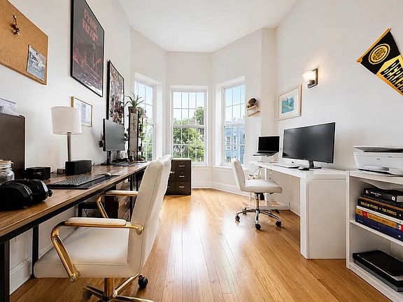 3rd image of 89 Cornelia St #3