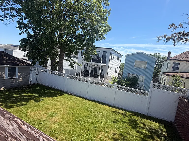 285 Crescent Ave #2 — Photo 33