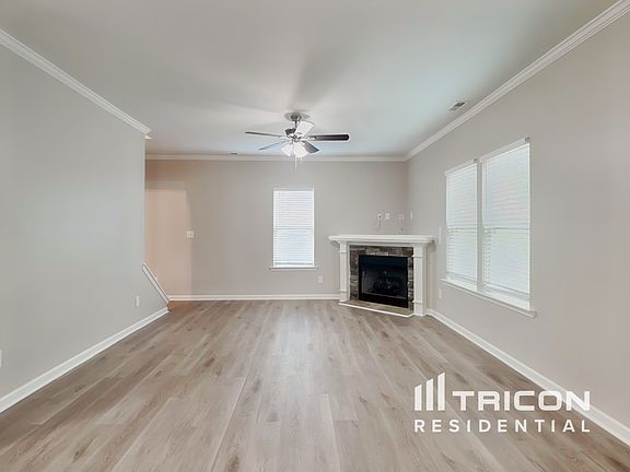 3rd image of 101 Jade Cir