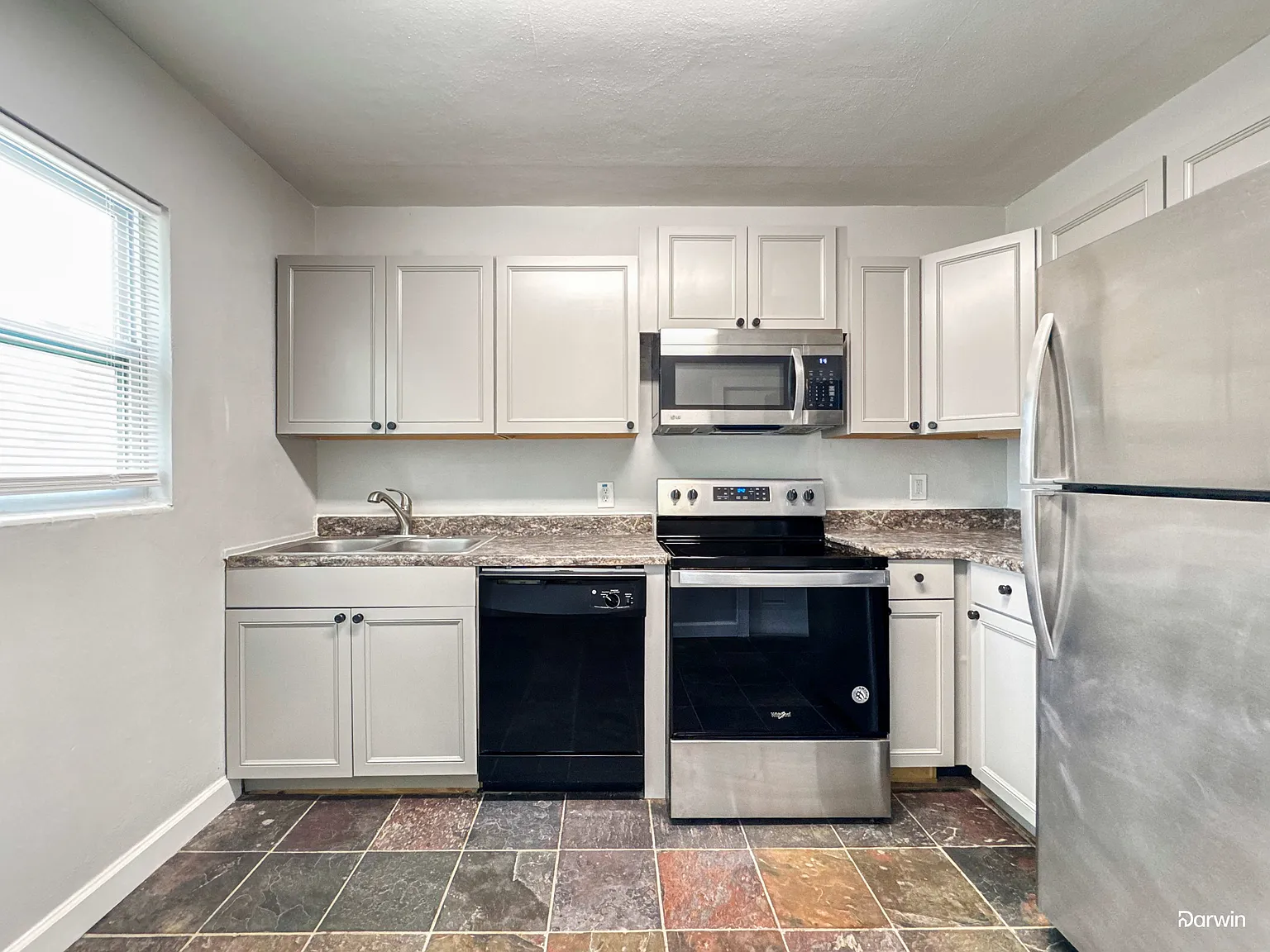 2 bed, 1.0 bath, 1020 sqft, $1,440 — Photo 3