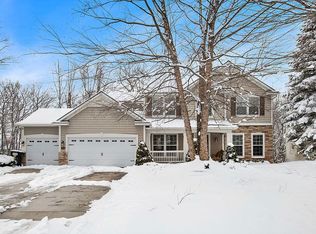 3670 Atwater Hills Ct NE, Grand Rapids, MI 49525