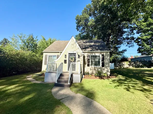 3107 Charlotte St, Erie, PA 16508