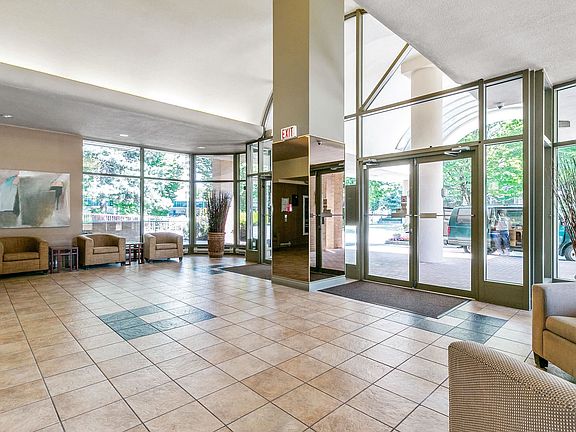 3rd image of 5885 Olive Ave #905