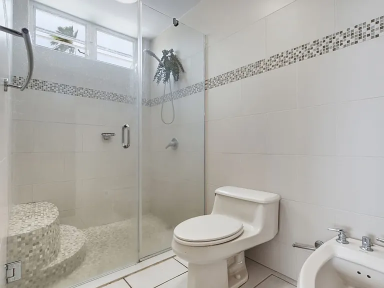 227 Calle Thebe #J31 — Photo 5