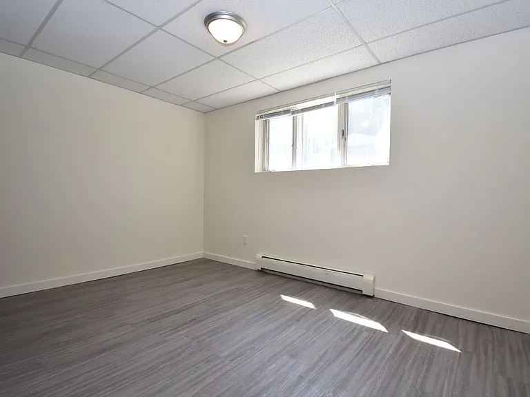 805 W Villard St #1 — Photo 7