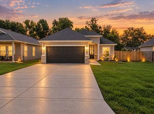 12025 21st St, Santa Fe, TX 77510