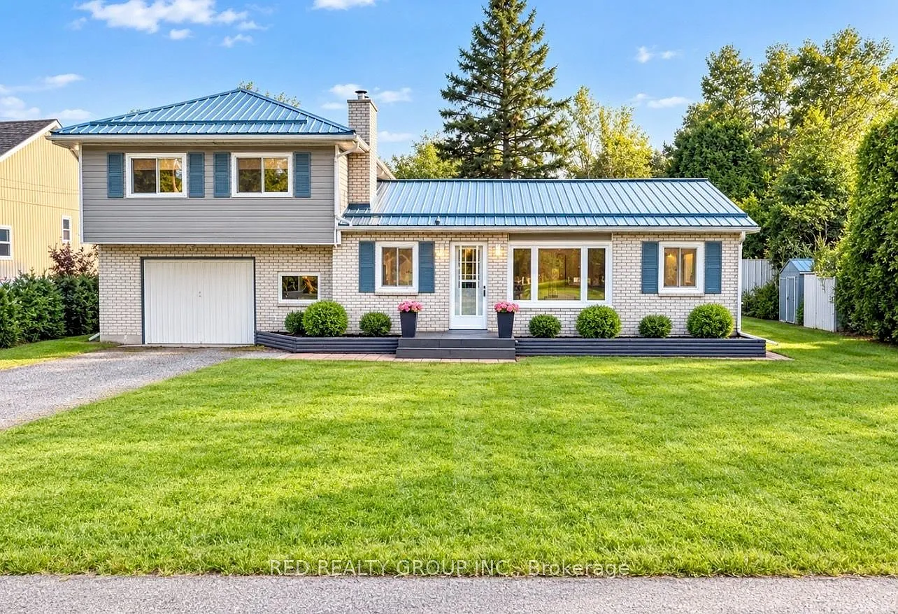 3 bed, $3,000 — Photo 1