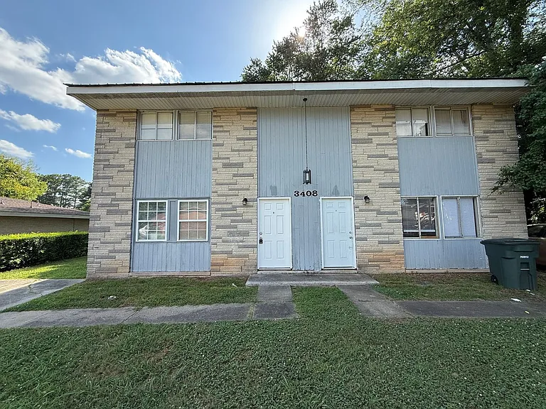 3408 Glen Park Dr NW — Photo 1
