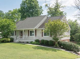 8544 Brookplace Dr, Hixson, TN 37343