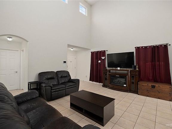 2nd image of 3504 Grandora Dr