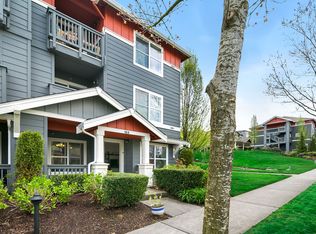 1696 25th Ave NE UNIT 104, Issaquah, WA 98029
