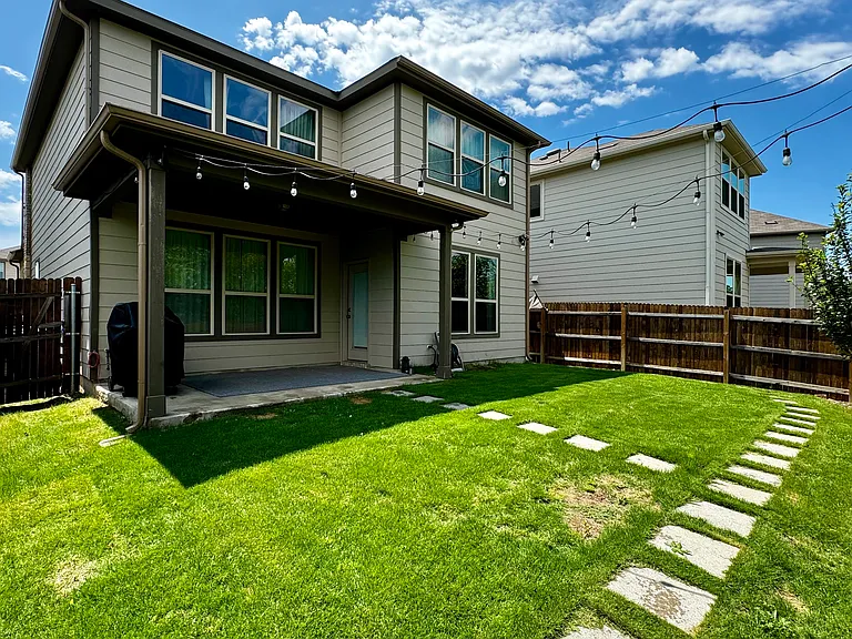 15810 Odair St — Photo 31