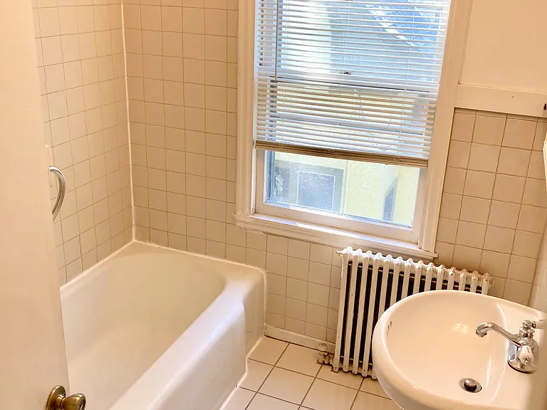3510 Aldrich Ave S — Photo 9