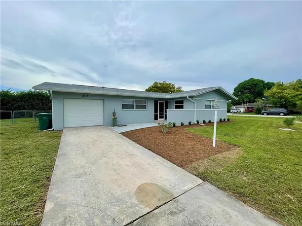 2274 43rd LN SW, NAPLES, FL 34116
