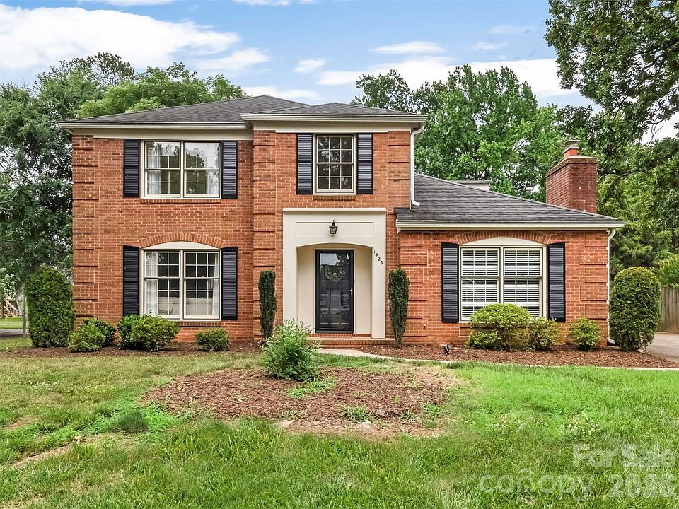1st image of 1429 McIlroy Rd