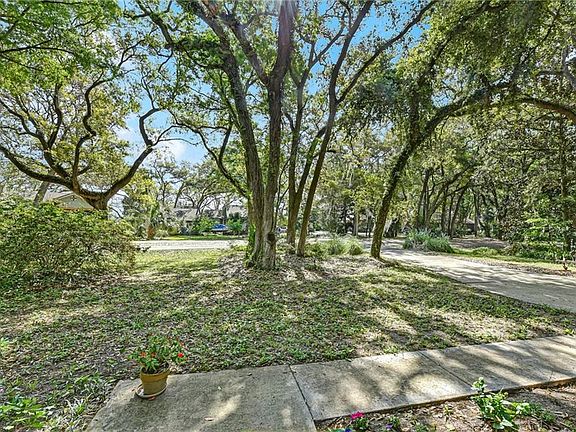 3rd image of 2053 Oak Marsh Dr