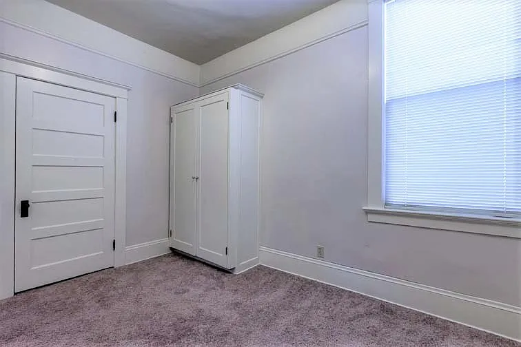 819 NW 23rd Ave — Photo 195