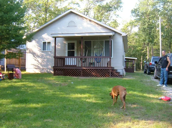 2786 Leone Dr, National City, MI 48748