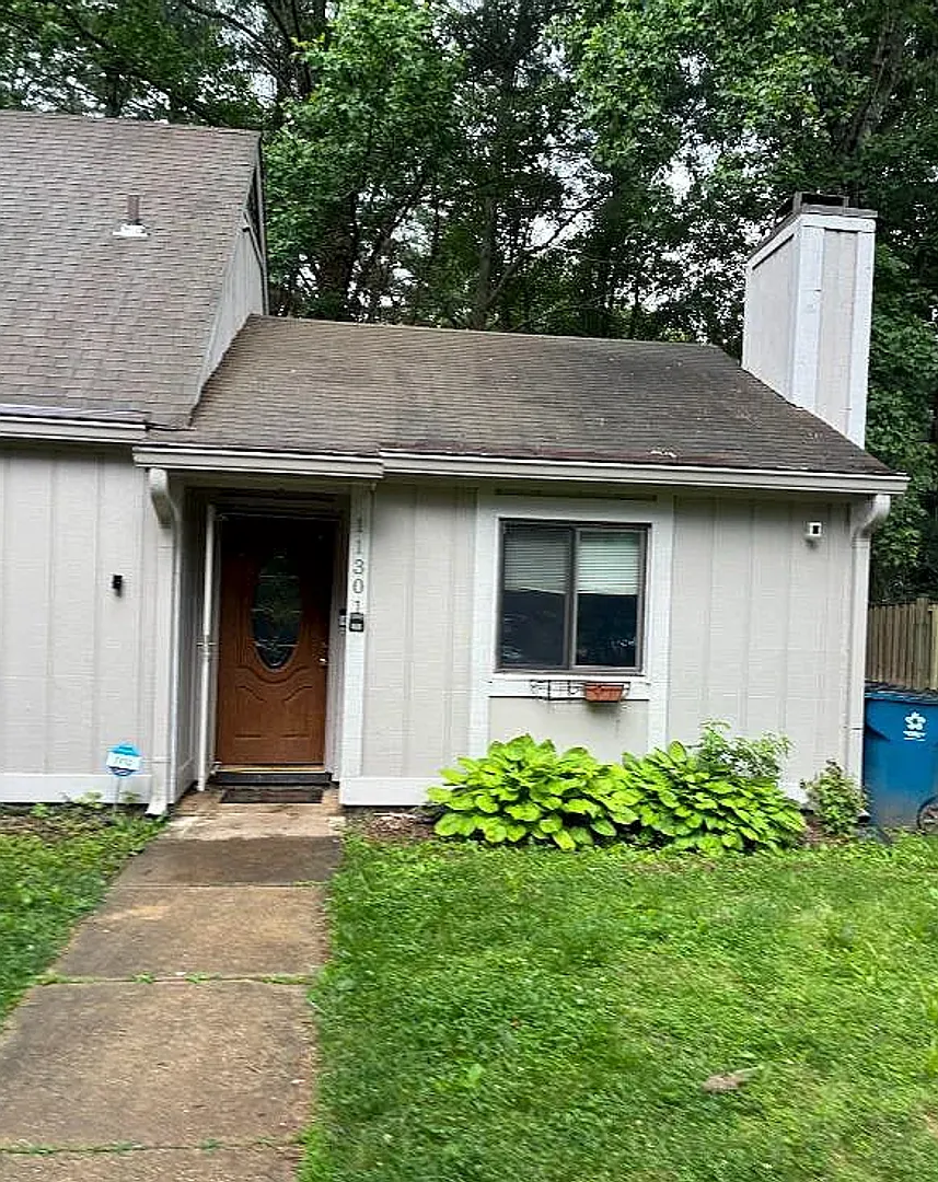 For Rent - 11301 Gatesborough Ln, Reston, Va 20191 — Photo 1
