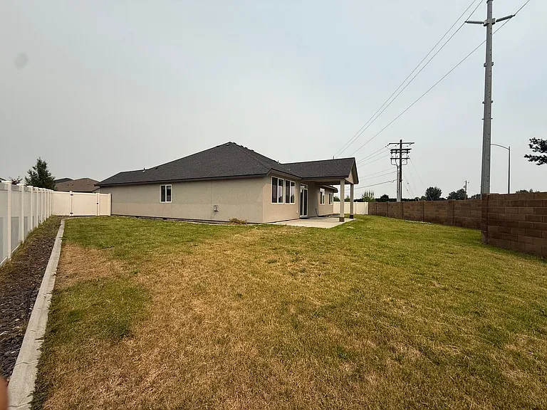 7506 Cornflower Dr — Photo 29