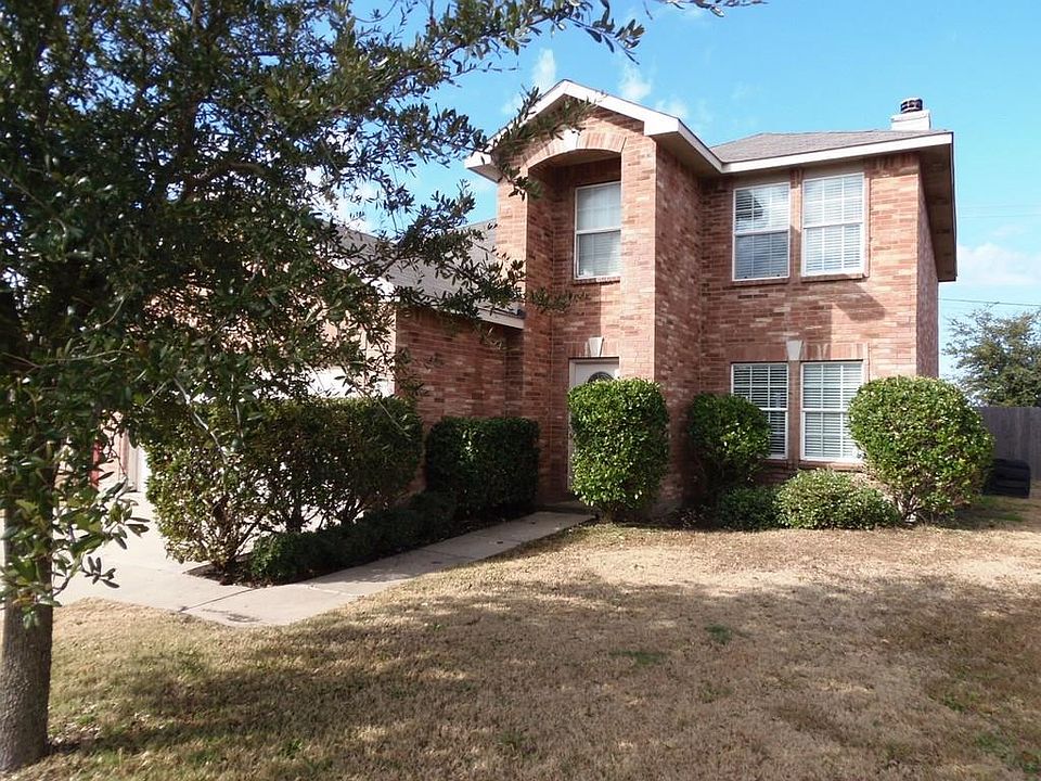 1st image of 308 Briaroaks Dr
