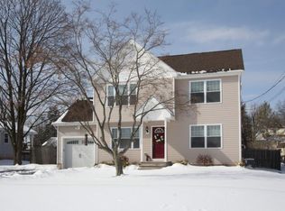 16 Fremont St, Branchburg, NJ 08876