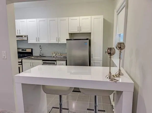 320 Avenue Road, 320 Avenue Rd, Toronto, ON M4V 2H3