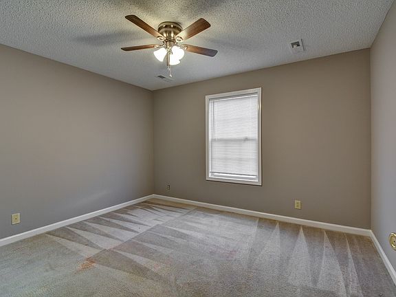 5th image of 3275 S Senseney Cir