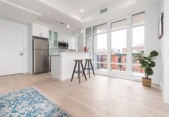 5th image of 85 Rogers Ave APT 1