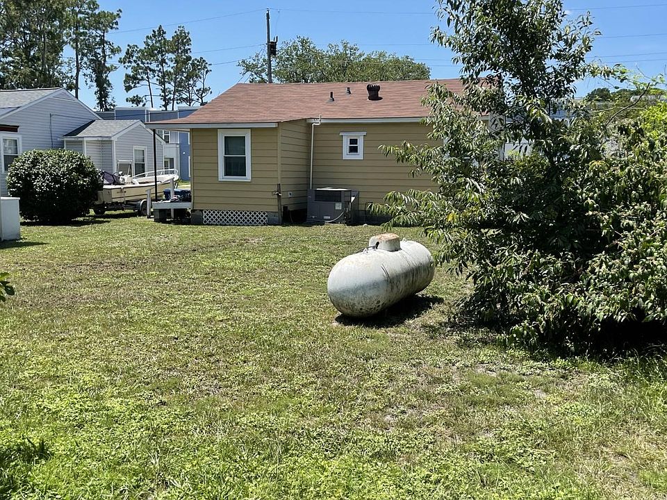 2nd image of 107 Jacksonville St
