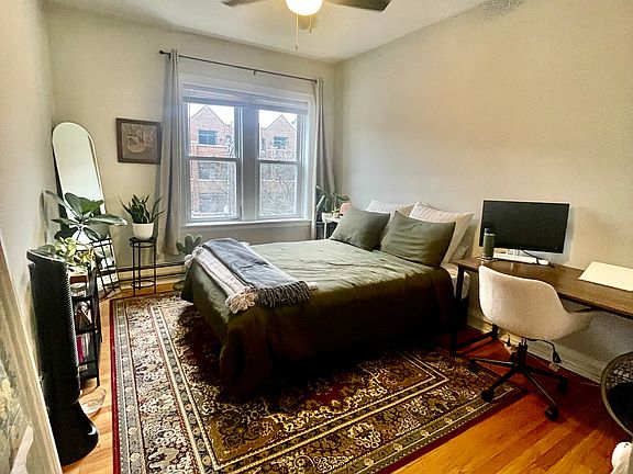 5th image of 3915 N Southport Ave APT 1W