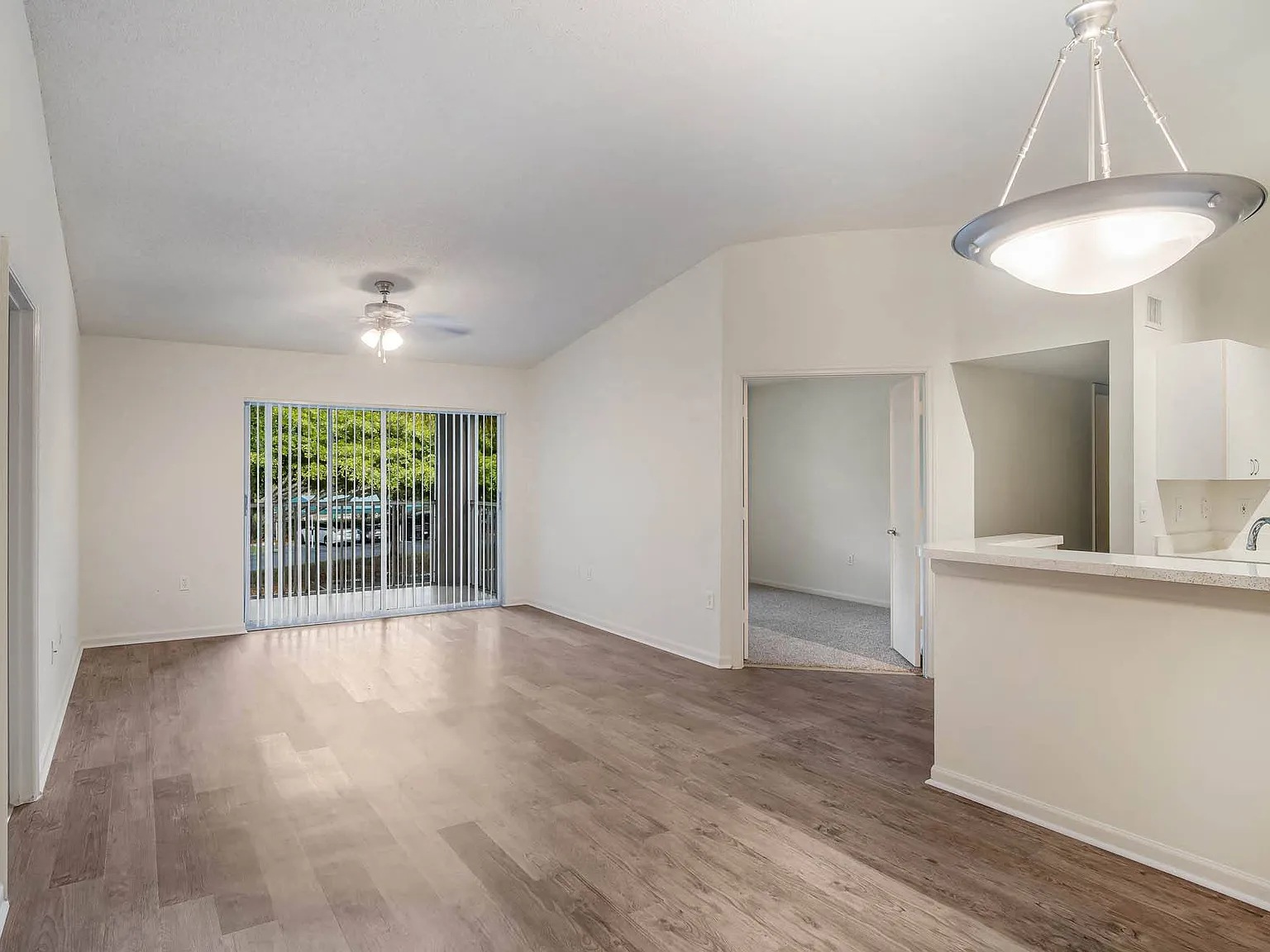 Heritage Cove — Photo 2