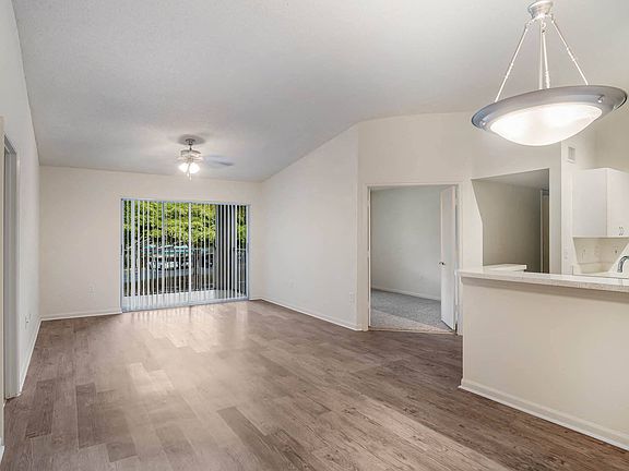 2nd image of 4284 SE Cove Lake Cir #2-103
