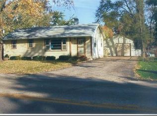 7216 Manor Rd, Crystal Lake, IL 60014