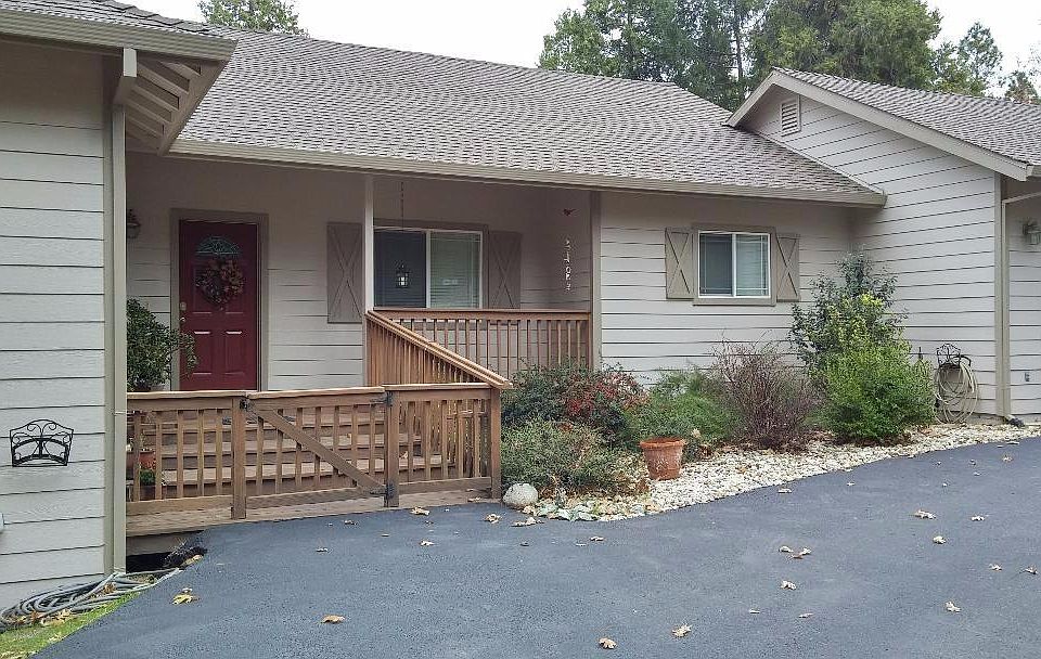 1st image of 6209 Green Leaf Ln