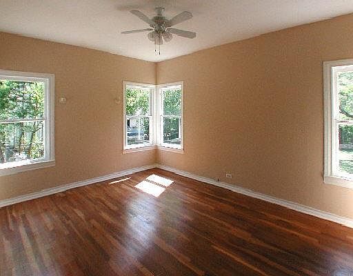 5th image of 2919 S NEW BRAUNFELS AVE