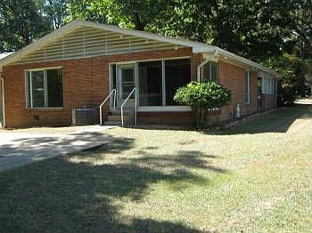 1st image of 854 Belvoir Ave