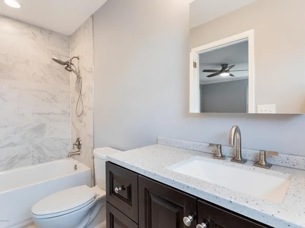 23 Sami Dr, Howell, NJ 07731