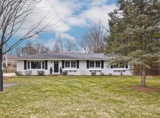 51115 Lilac Rd, South Bend, IN 46628